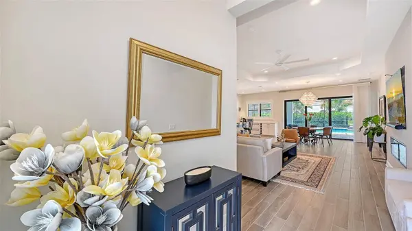 2469 PARADISE PLUM DR, Sarasota, FL 34240