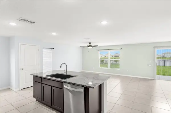 10116 CHARLOTTE DR, Parrish, FL 34219