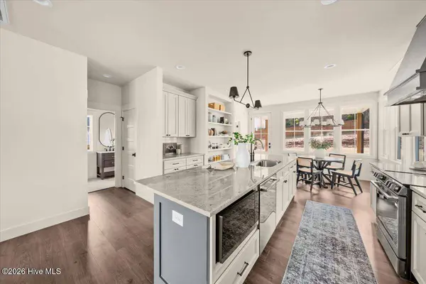 261 N Hale ST, Southern Pines, NC 28387