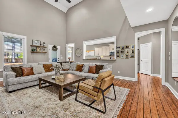210 Foxcroft RD, Whispering Pines, NC 28327