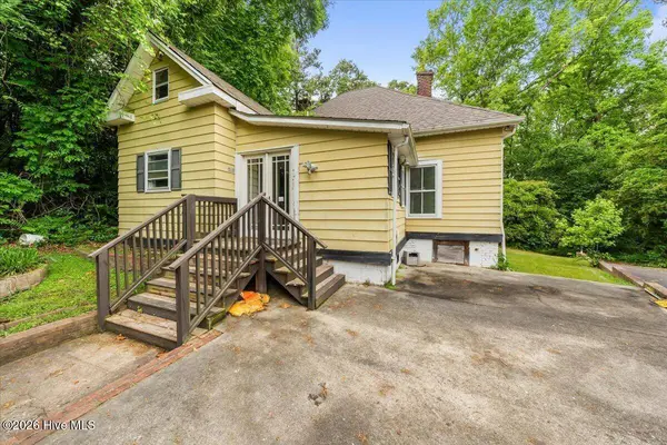 510 Summit ST, Carthage, NC 28327