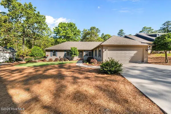 134 Fawnwood DR, Seven Lakes, NC 27376