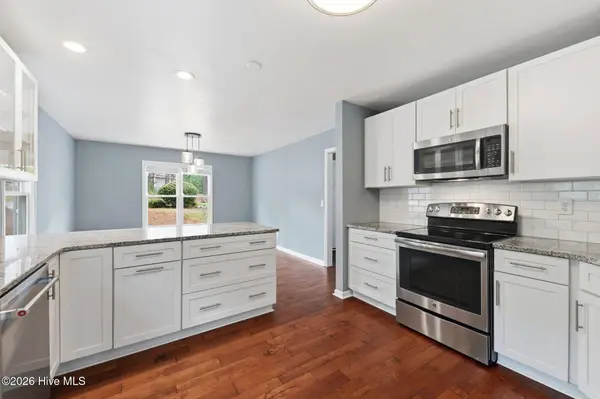340 Clearfield LN, Southern Pines, NC 28387