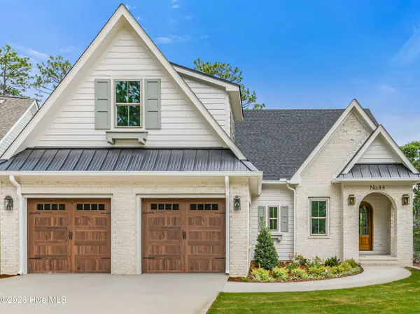 44 Dungarvan LN, Pinehurst, NC 28374