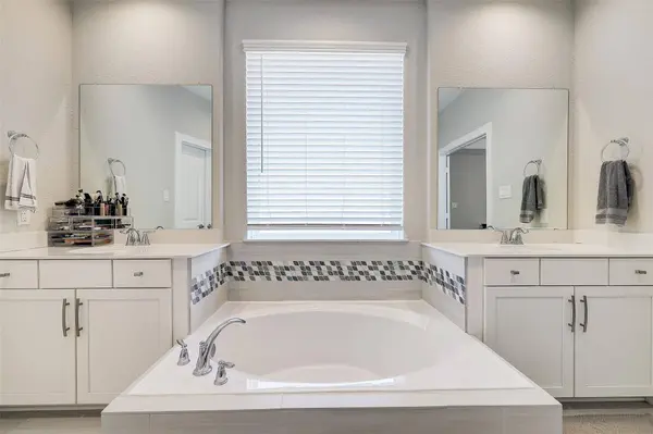 9923 Granary Mill PL, Houston, TX 77080