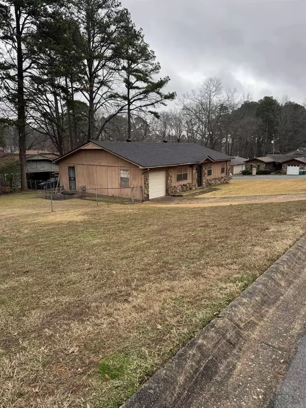 2101 Romine Road, Little Rock, AR 72205