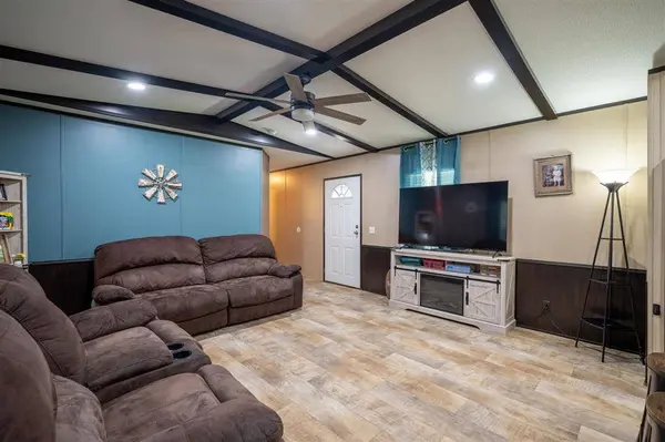 800 Live Oak ST, Sulphur, LA 70663