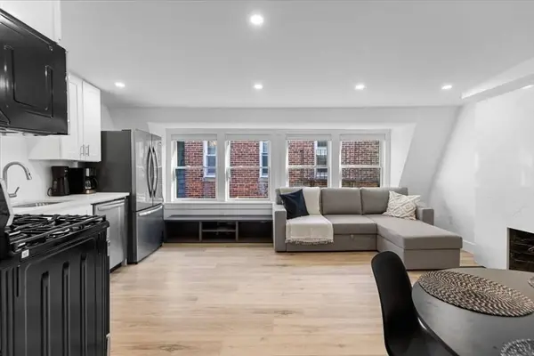 6 Goodwin Pl. #4., Boston, MA 02114