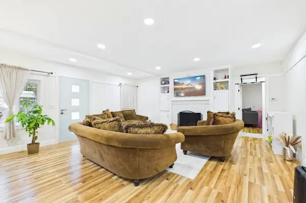 1475 Washington St, Walpole, MA 02081