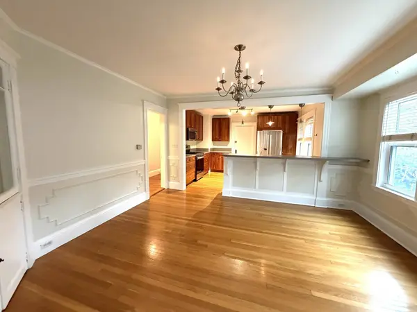 159 Willow St #2, Boston, MA 02132
