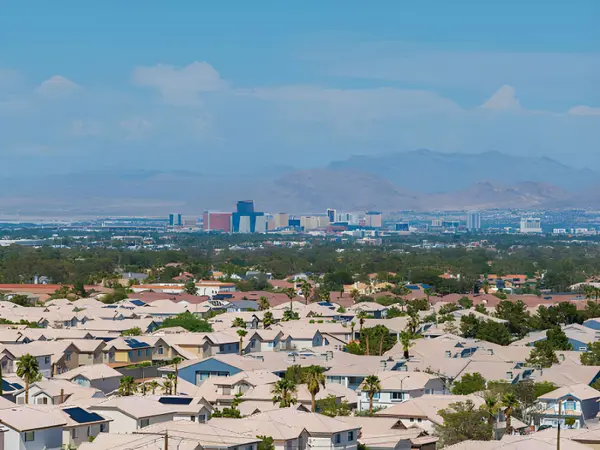 Homes for Sale in Paradise and Spring Valley: How to Compare Properties Before Buying