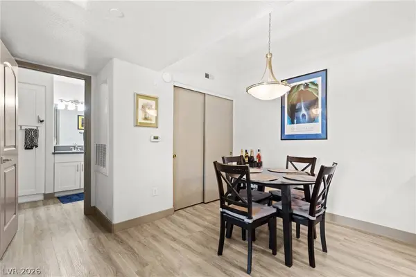 950 Seven Hills DR #2021, Henderson, NV 89052