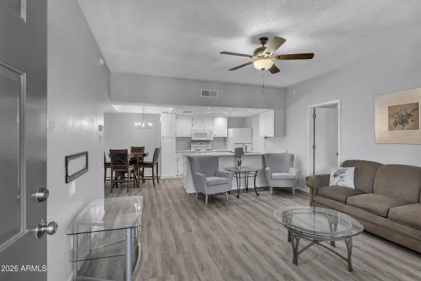 145 N 74TH Street #207, Mesa, AZ 85207