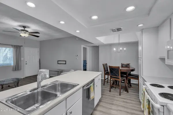 145 N 74TH Street #207, Mesa, AZ 85207