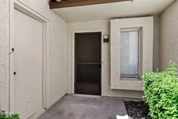 620 S PRIVET Way, Mesa, AZ 85208