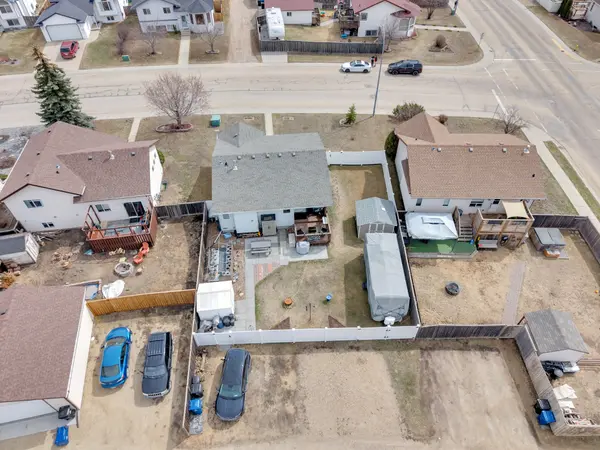 5406 Prairie Ridge Ave, Blackfalds, AB T4M 0C9