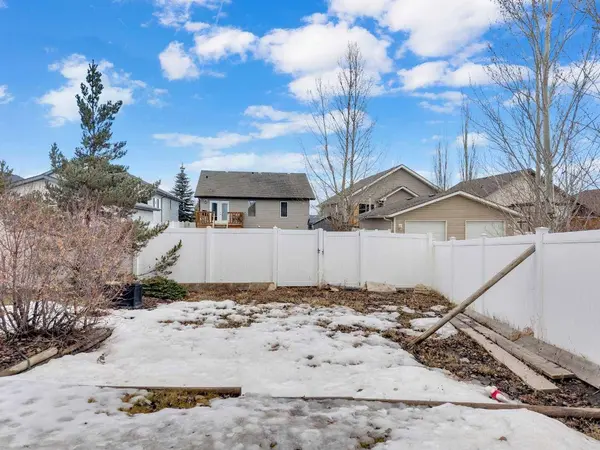 60 vanson Close, Red Deer, AB T4R 0G9