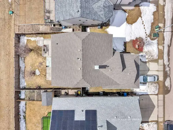 88 Valentine CRES, Red Deer, AB T4R0E8