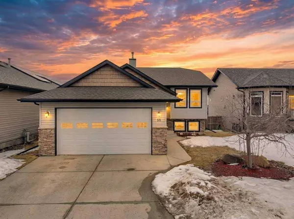 88 Valentine CRES, Red Deer, AB T4R0E8