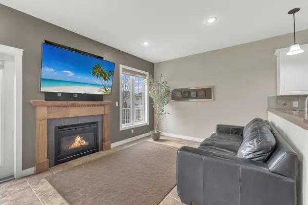 18 Shaw close red deer, Ab T4r 0l3,