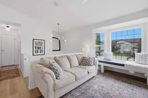 4929 Westbrooke RD, Blackfalds, AB T4M 0L1