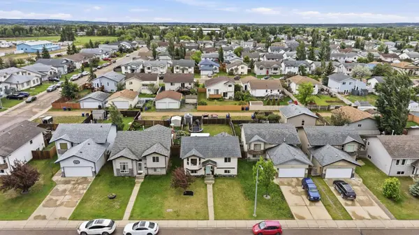4929 Westbrooke RD, Blackfalds, AB T4M 0L1