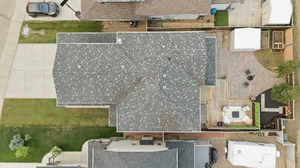 76 Lacey Close, Red Deer, AB T4R 3R7