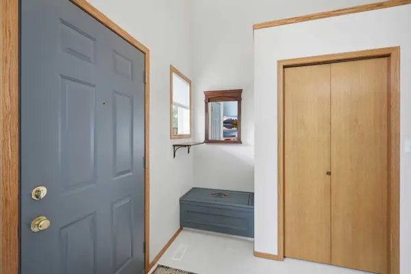 24 kelly, Red Deer, AB T4P 3S9