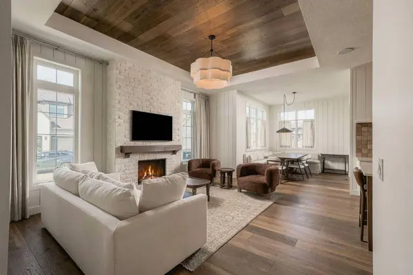 44 Everson Close, Red Deer, AB T4P 0X5