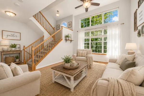733 Pheasant TRL, St. Charles, IL 60174
