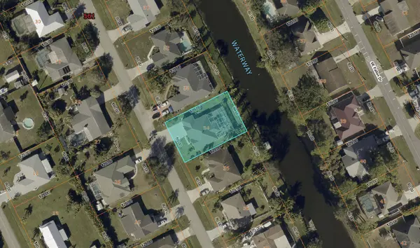 249 SE Whitmore DR, Port St Lucie, FL 34984