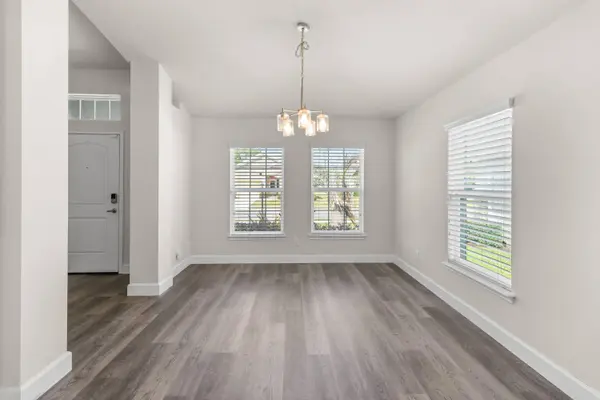 886 NE Whistling Duck WAY, Port St Lucie, FL 34983