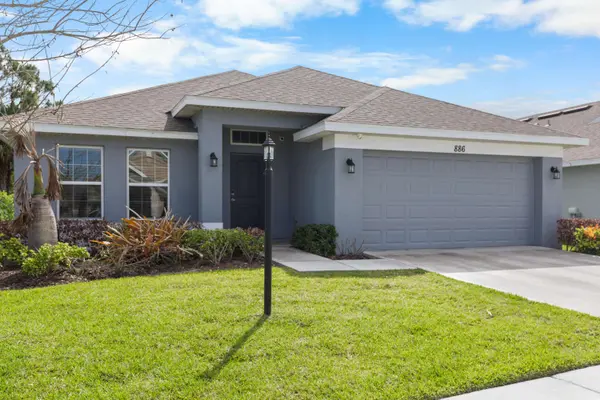 886 NE Whistling Duck WAY, Port St Lucie, FL 34983