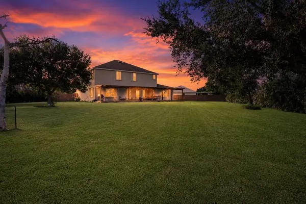 5648 NW Lorna CT, Port St Lucie, FL 34986
