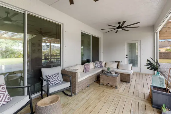 5648 NW Lorna CT, Port St Lucie, FL 34986