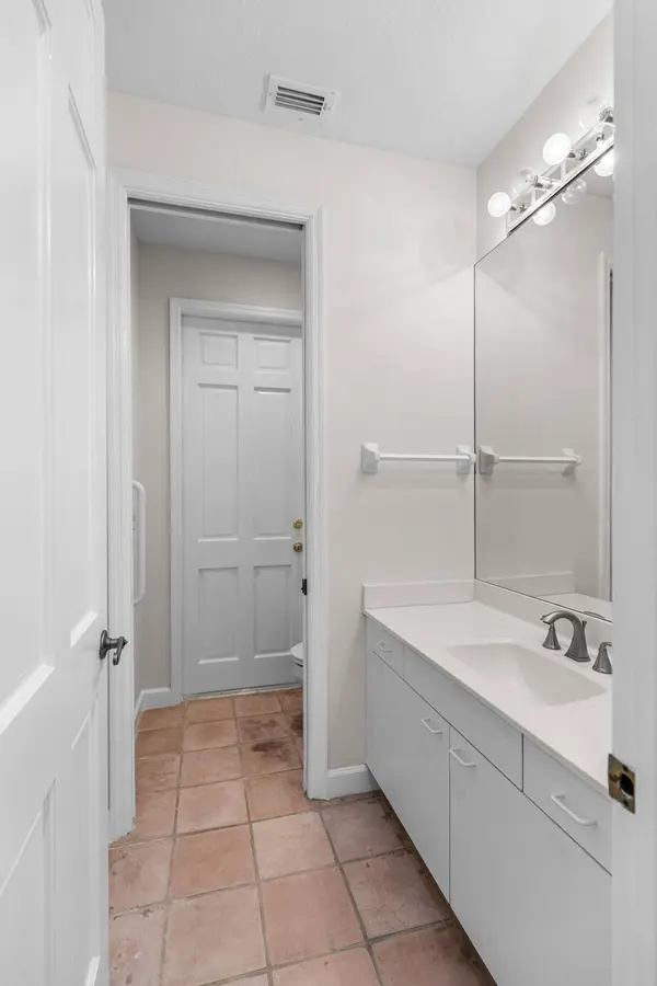 9408 MEADOWOOD DR, Fort Pierce, FL 34951