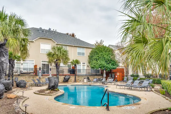 4095-oberlin-way-addison-tx-75001-High-Res-25