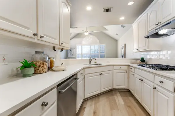 14594-berklee-dr-addison-tx-75001-High-Res-11
