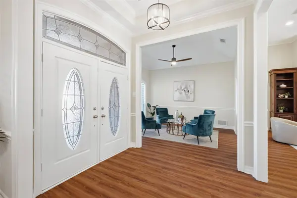 17415 Marianne CIR, Dallas, TX 75252