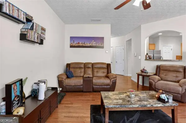 5556 Cascade RUN, Atlanta, GA 30336