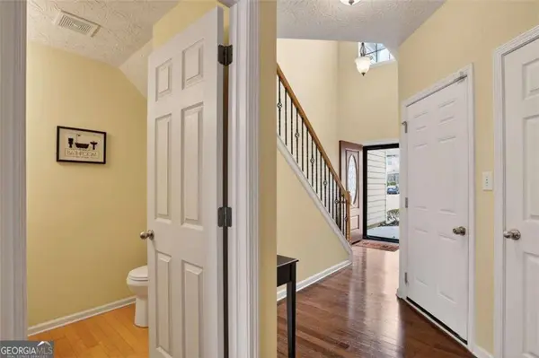 5556 Cascade RUN, South Fulton, GA 30336