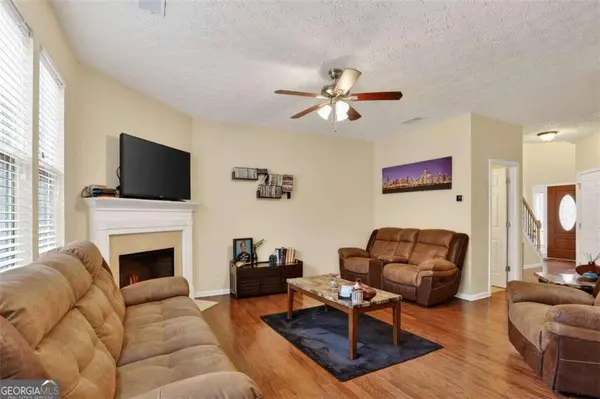 5556 Cascade RUN, South Fulton, GA 30336