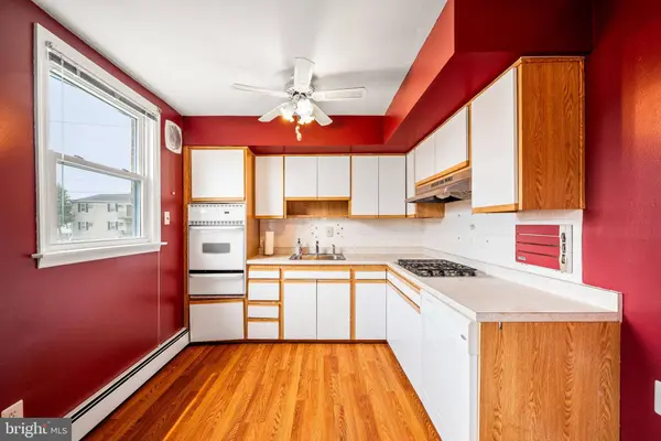 3202 THORNBROOK PL, Philadelphia, PA 19114