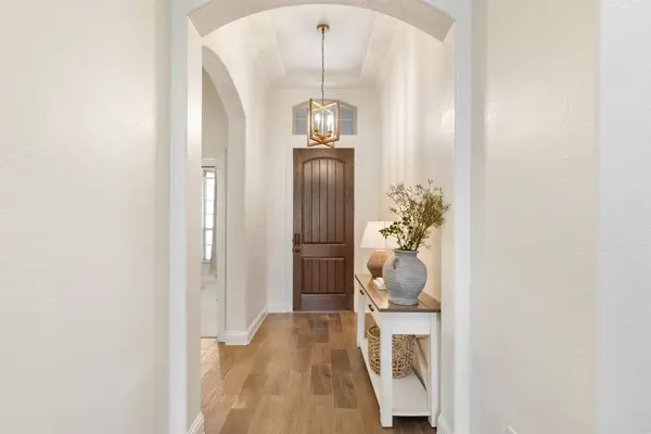 609 Seymour CT, Mckinney, TX 75071