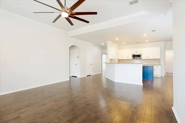 1100 Evers DR, Mckinney, TX 75071