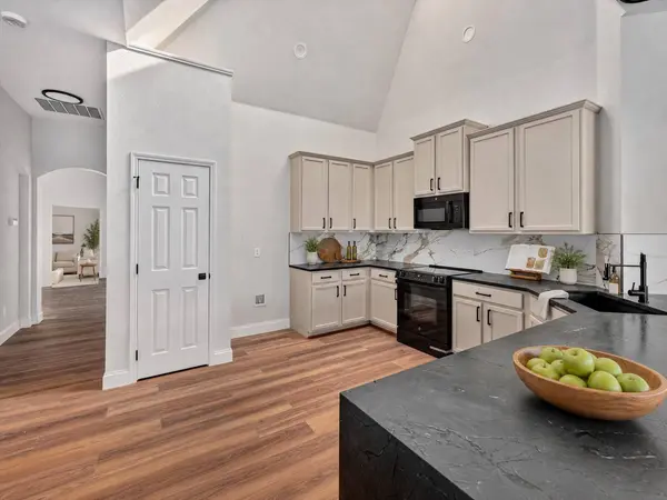 605 Terrace View DR, Mckinney, TX 75071