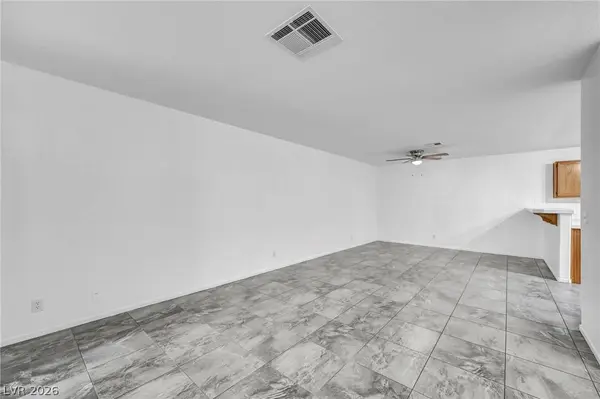 3613 Shawn Reynolds CT #104, Las Vegas, NV 89129