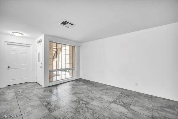 3613 Shawn Reynolds CT #104, Las Vegas, NV 89129