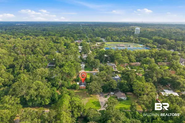 53 Young Street, Fairhope, AL 36532