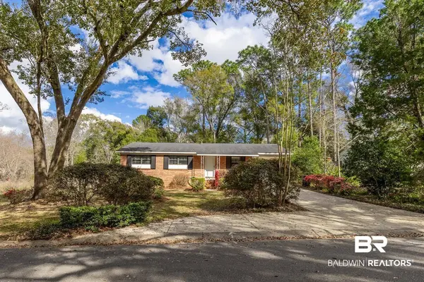 53 Young Street, Fairhope, AL 36532